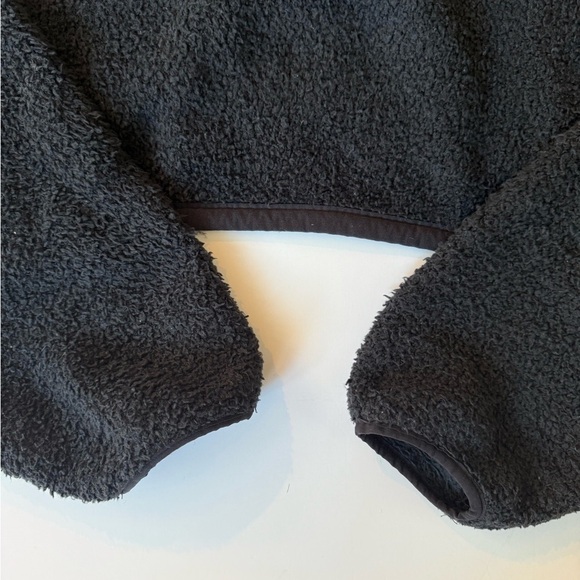 SKIMS Cozy Cropped Pullover + Jogger Set - Picture 3 of 8